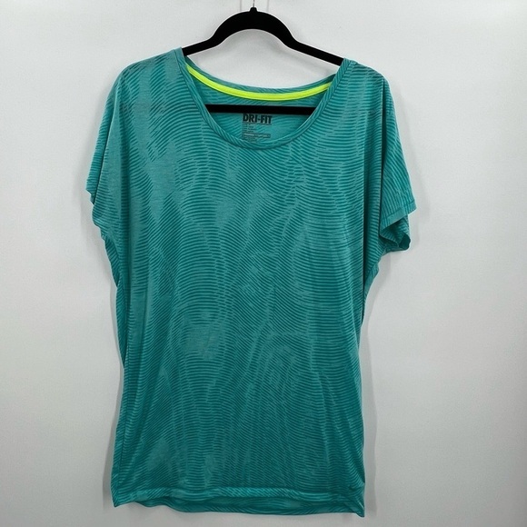 Nike Dri Fit Loose Fit Short Sleeve Ladies Medium - Picture 1 of 3